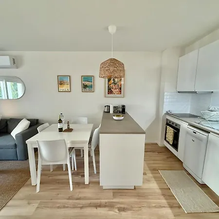 Renove Vue Piscine * Pals